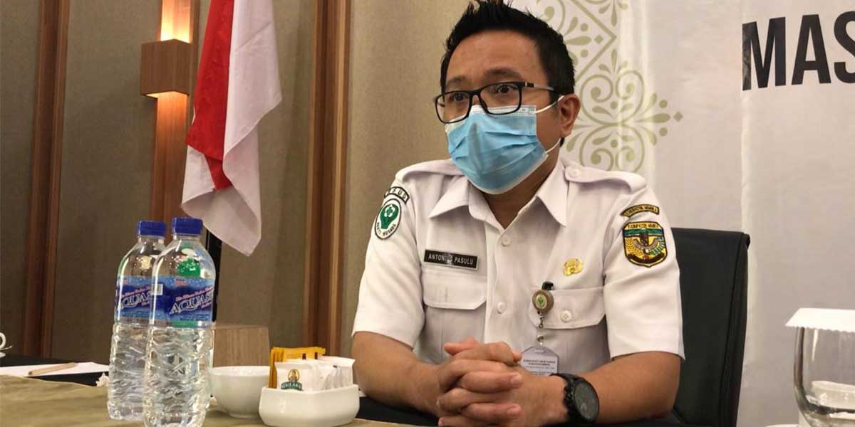 Direktur RSUD Mimika, dr Antonius Pasulu.   Foto: Anti Patabang/Papua60detik